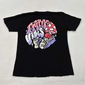 Vitamins Trippy Vibes Gnome Sleeping On Shrooms Mushroom Black T-Shirt Unisex M